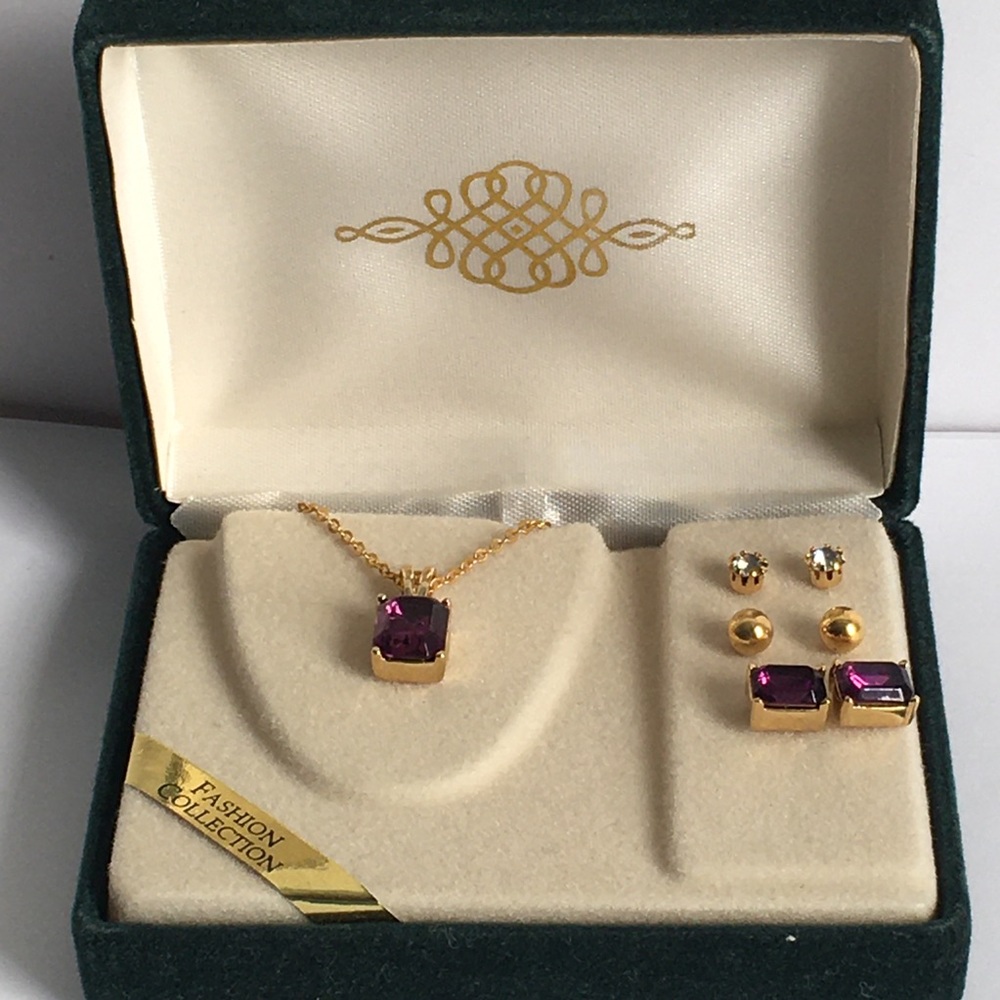 WOMENS GOLDTONE PURPLE STONE NECKLACE $ EARRINGS